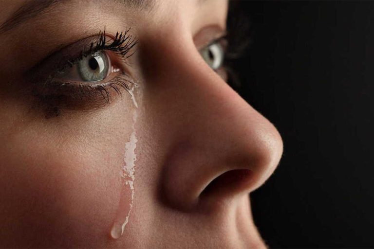 گریه کردن مرده در خواب