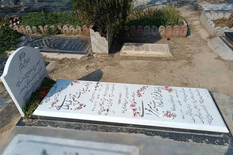 سنگ قبر مرمر سفید