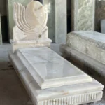 Marble Tombstone – Snake Pattern Colored Onyx۲ قیمت سنگ مزار طرح مار شده با مرمر نباتی رنگ
